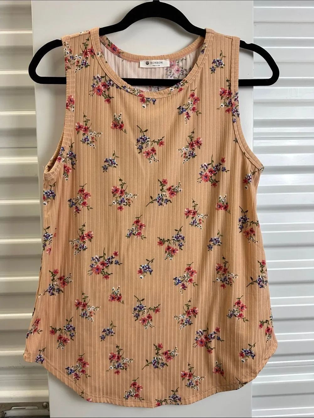 BOMBOM Peach Floral Ribbed Tank Top with Pink and Purple Accents